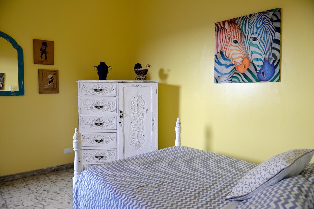 Magic Garden House Hotel Cali Bagian luar foto