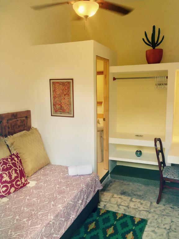 Magic Garden House Hotel Cali Bagian luar foto