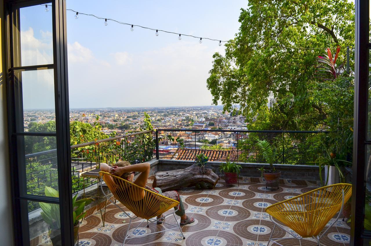 Magic Garden House Hotel Cali Bagian luar foto