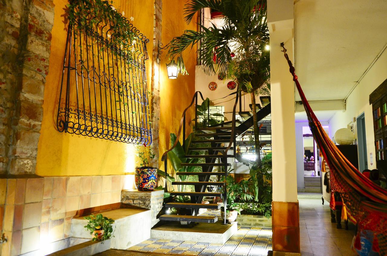 Magic Garden House Hotel Cali Bagian luar foto